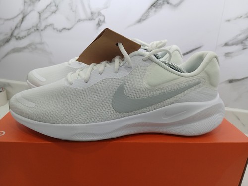 Nike resolution size 11 - 7, uk