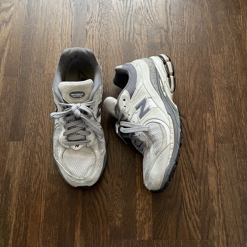 Grey new balance 2002r - grey,