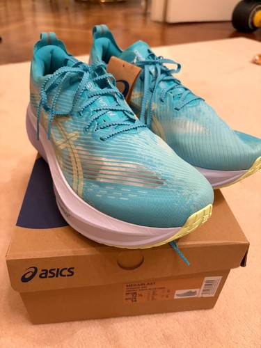 Brand new asics megablast - asics,