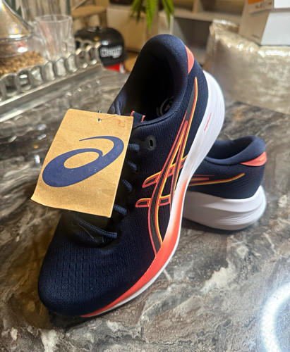 Asics men low top - top, mesh