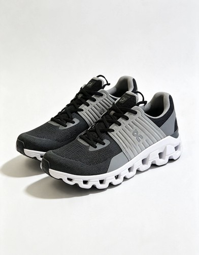 Cloud men running - on,